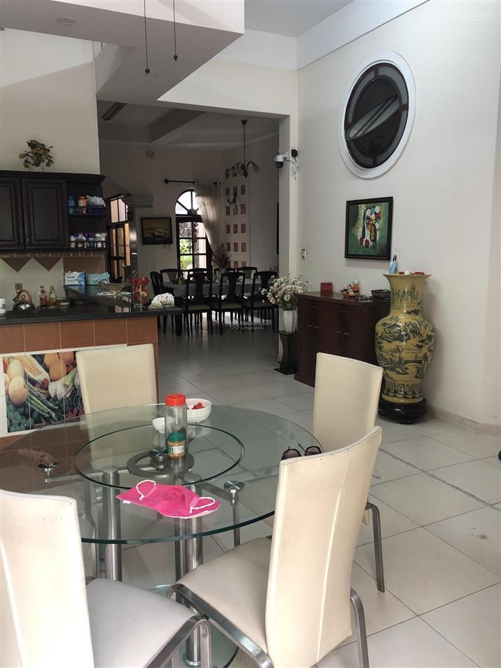 Bán nhà mặt tiền trung tâm hành chính bình thạnh