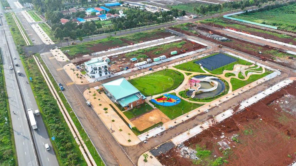 Đất nền đô thị dầu giây giá 1 tỷ 8. thổ cư 100%
