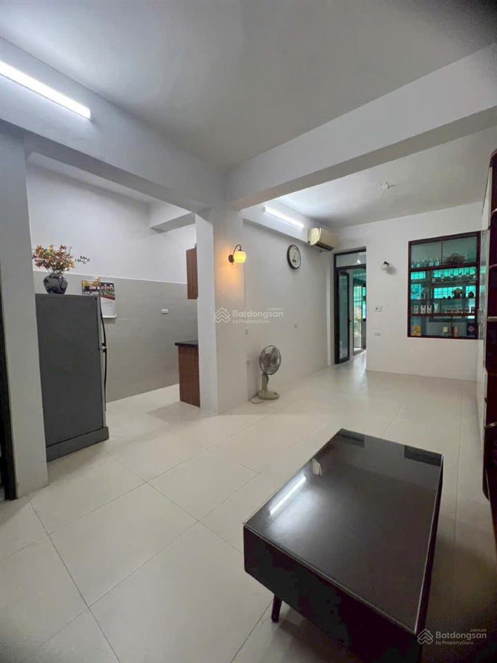 Bán nhà tập thể trương định hoàng mai, giá 3 tỷ, view rộng