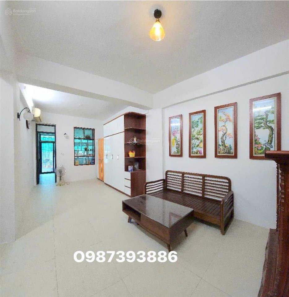 Bán nhà tập thể trương định hoàng mai, giá 3 tỷ, view rộng