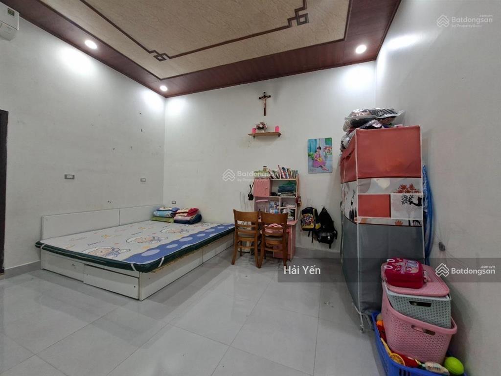 Bán nhà mặt phố cổ nhuế, kinh doanh buôn bán sầm uất. dt 111m2, mặt tiền 5,4m, giá 30 tỷ