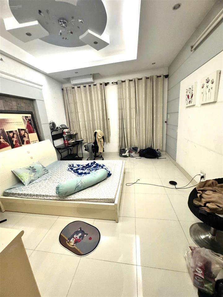 Chỉ 10,6 tỷ chính chủ bán mặt tiền lê lâm khu họ lê (4m x 20m) trệt 3 lầu