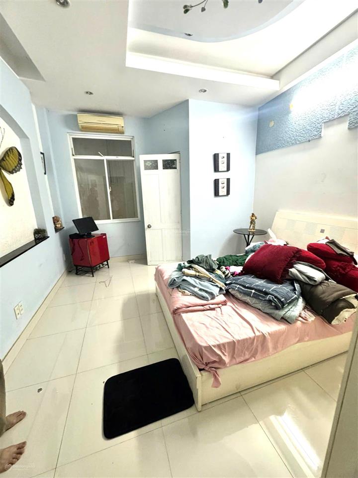Chỉ 10,6 tỷ chính chủ bán mặt tiền lê lâm khu họ lê (4m x 20m) trệt 3 lầu