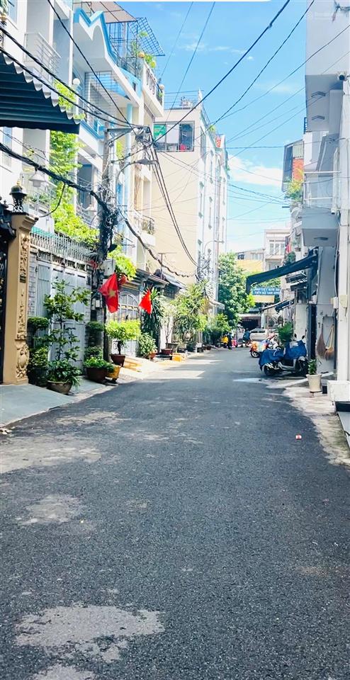 Hẻm 6m thông gò dầu  gần tân sơn nhì, dt (4x17m) 1 trệt 2 lầu + sân thượng chỉ 9.5 tỷ