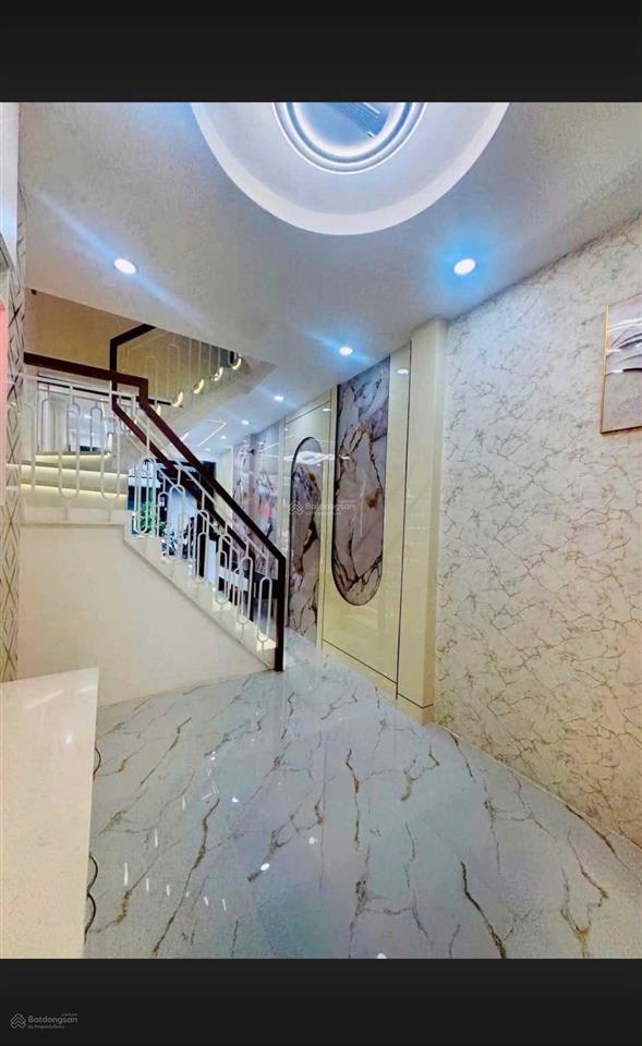Nhà cậu tôi gửi bán 2tỷ840tr có sổ hồng riêng x.bình hưng,tphcm.