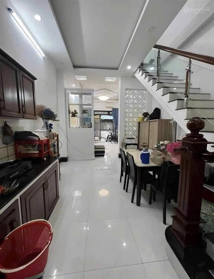 Anh hai cần bán nhà riêng / 1,05 tỷ / tại quốc lộ 50 / bình chánh / nhà đang cho thuê 5tr/tháng