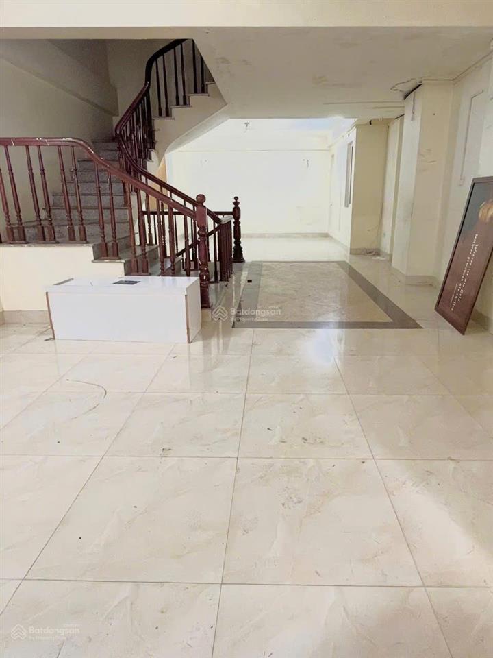 Cho thuê nguyên căn 78m² x 6 tầng  phố vĩnh phúc, ba đình  giá chỉ 1x