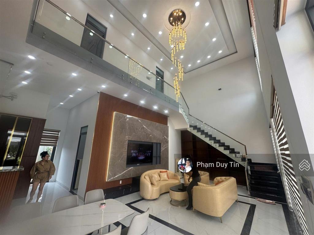 Cần ra nhanh căn villa ở đề gi  cát khánh  bình định. cách biển chỉ vài trăm mét