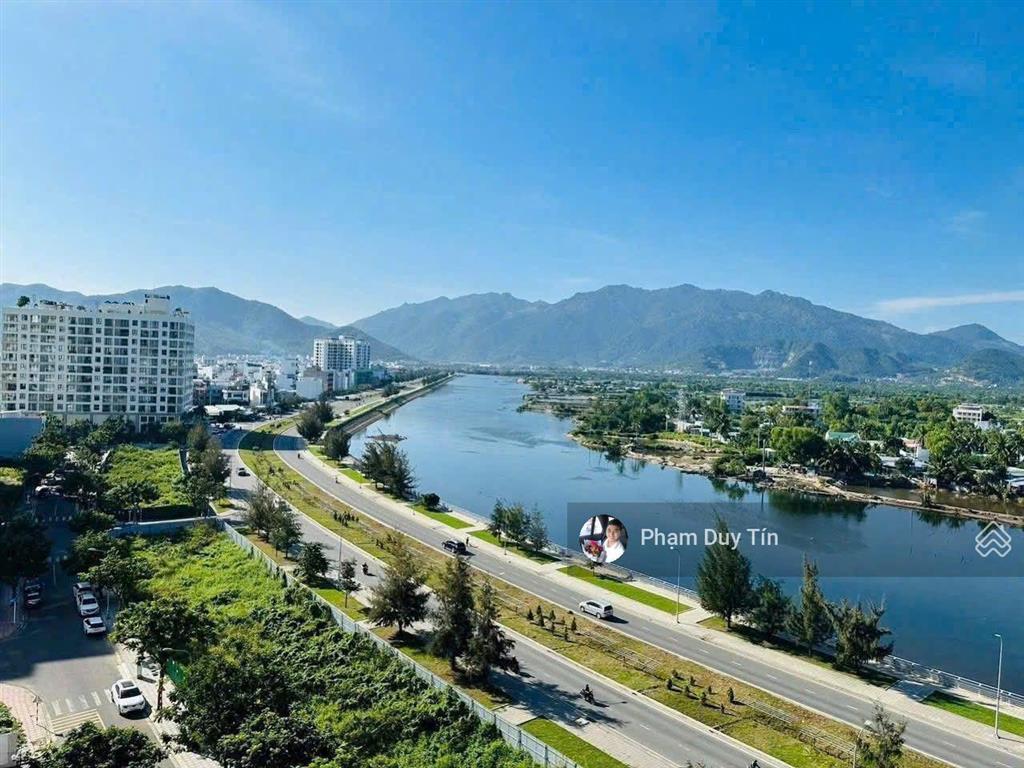 Căn góc view sông hàng hiếm ssh07 hà quang 1 view sungroud xem bắn pháo hoa .