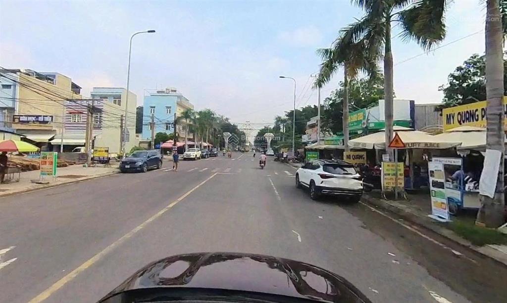 Mặt tiền trường lưu  ngang 49m  phù hợp làm nhà ở xã hội  dt 16.500m2