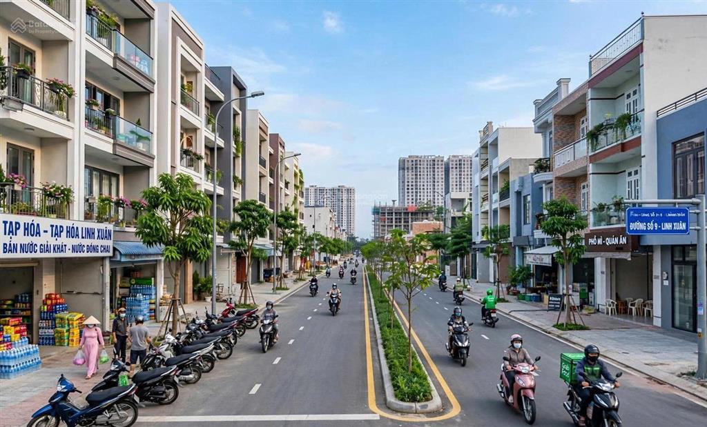 Linh xuân thủ đức  2.230m  nguồn thu 120tr/tháng  bán 49 tỷ
