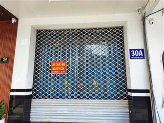 Cho thuê mặt bằng 2 mt đường trần quang khải