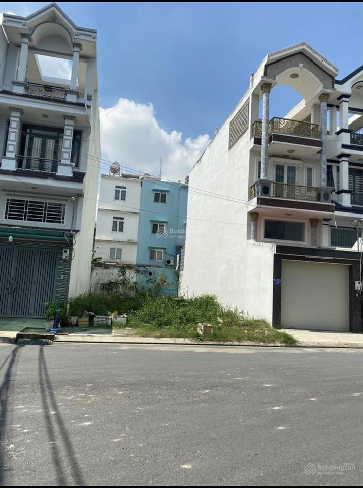 Lô đất cực đẹp 100m2 giá 1 ti 25.0(trieu) kế bến xe quận 8 kdc bình hưng