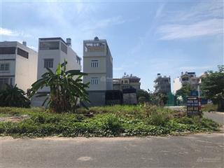Lô đất cực đẹp 100m2 giá 1 ti 25.0(trieu) kế bến xe quận 8 kdc bình hưng