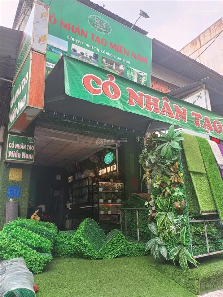 Cho thuê nhà mặt tiền gần chợ tân trụ & gần công viên