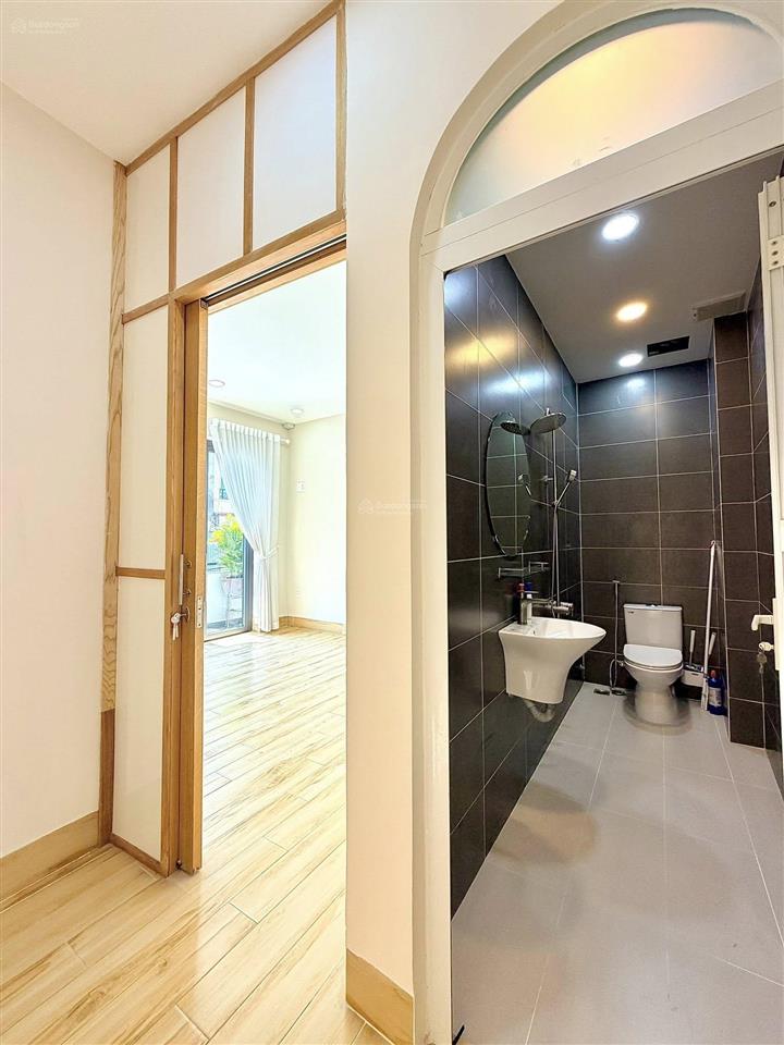 Nhà tăng nhơn phú  giá 3tỷ3  phù hợp ở hoặc đầu tư