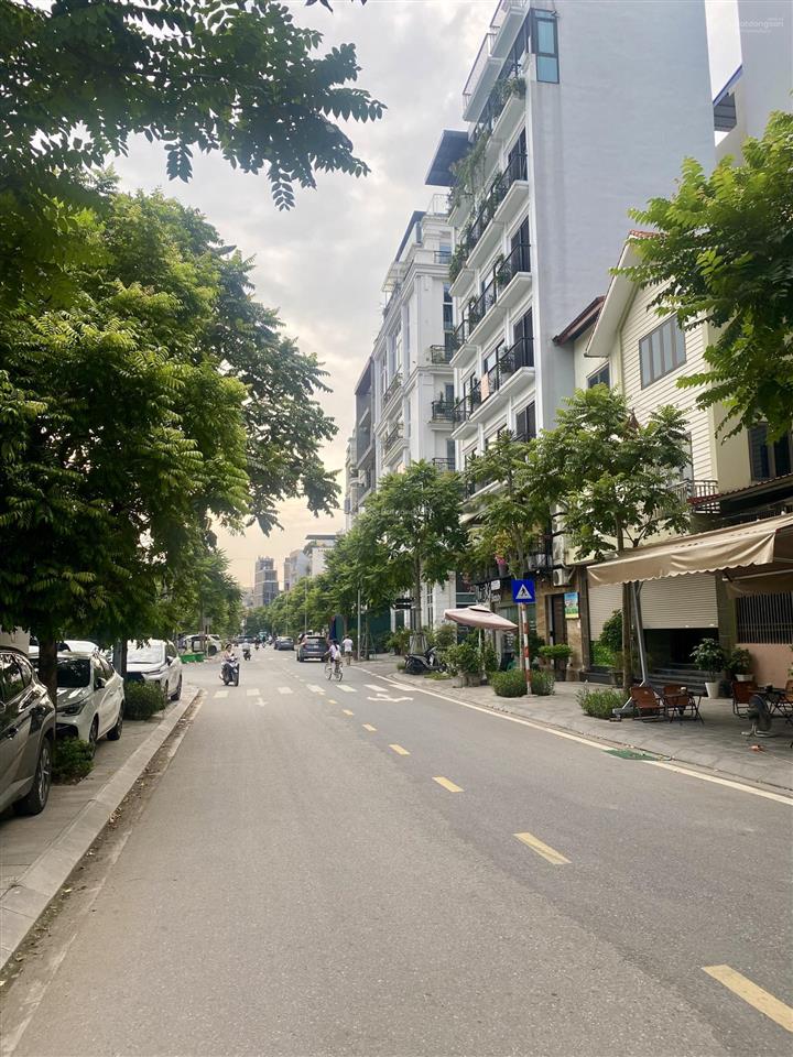 Phúc lợi  long biên  102m full thổ cư  ngõ thông ô tô vào đất  nhỉnh 10 tỷ còn tl