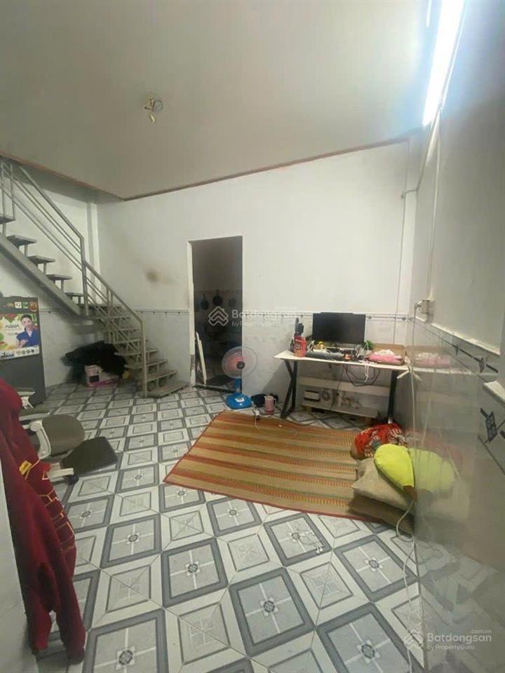 Bán đất tặng nhà  hẻm ô tô tránh  cạnh phú mỹ hưng  87.3m²  chi 11 tỷ