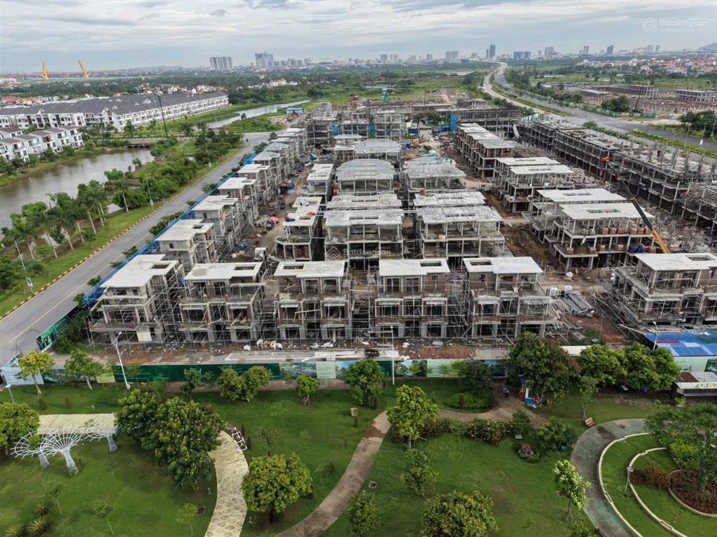 Cơ hội sở hữu biệt thự lô góc 3 tầng tại dự án sol garden dành cho bạn, giá tốt 14,5 tỷ, 217m²