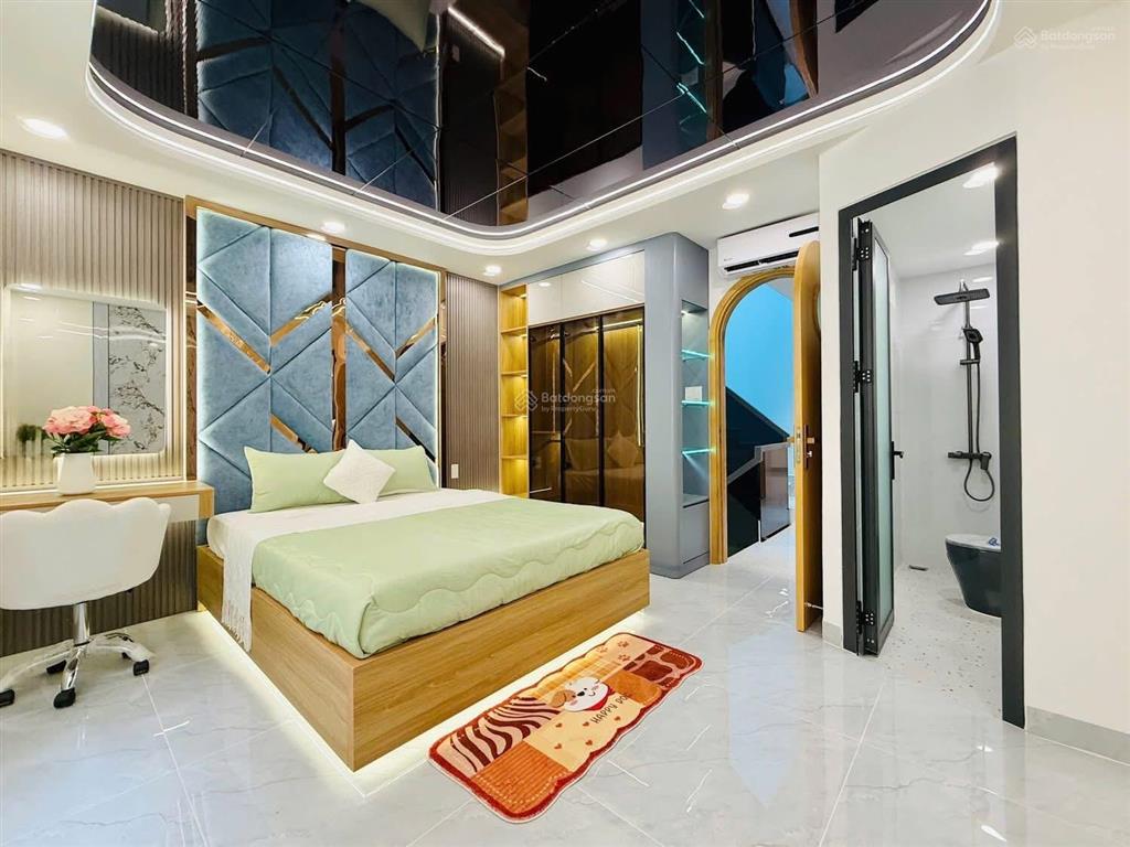 Bán nhà đẹp phan văn hân hẻm xe hơi 7m, 64m2 chỉ 3 tỷ 300, vài phút tới q1