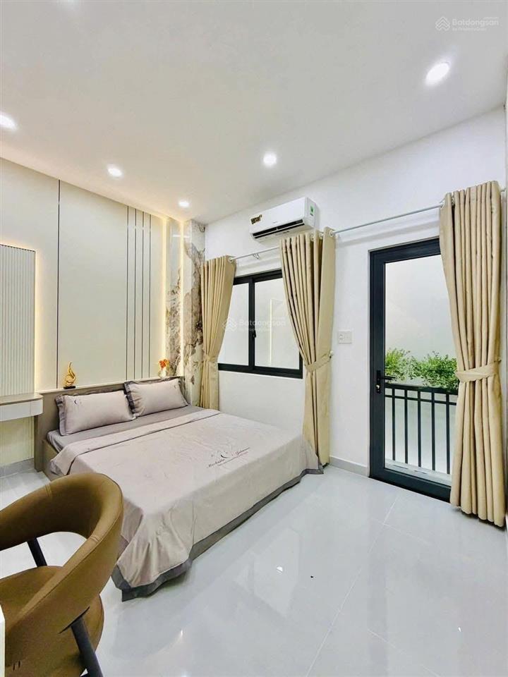 Nhà cao thắng 70m² 4pn, 5wc giá 5,79 tỷ, sổ riêng, chính chủ