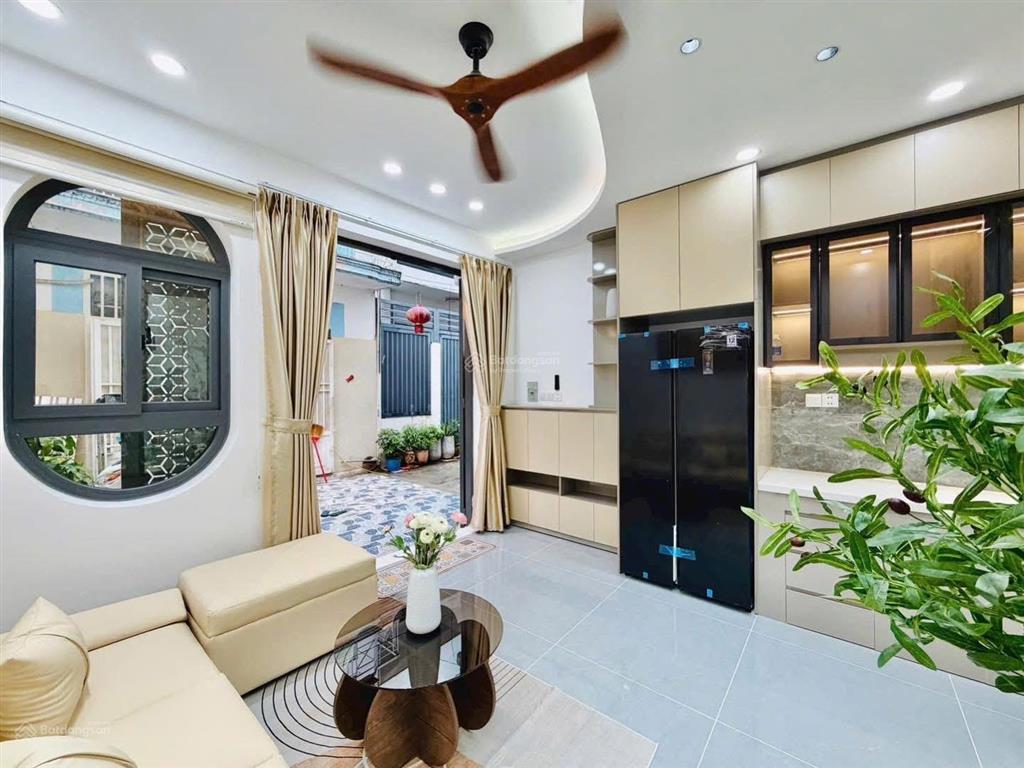 Bán gấp nhà riêng lê văn sỹ p.13, phú nhuận  5tỷ320