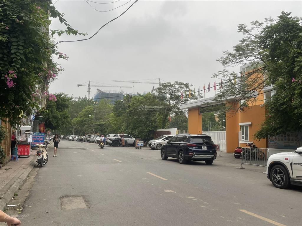 Bán đất thượng thanh, ô tô tránh, kinh doanh, diện tích 52 m2, mặt tiền 4m, chỉ 12 tỷ.