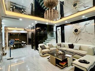 Quá hiếm! phố phạm văn đồng, vf5 đỗ cổng, 20m ra mặt phố chính, dt 40m2x5t, nhỉnh 8 tỷ