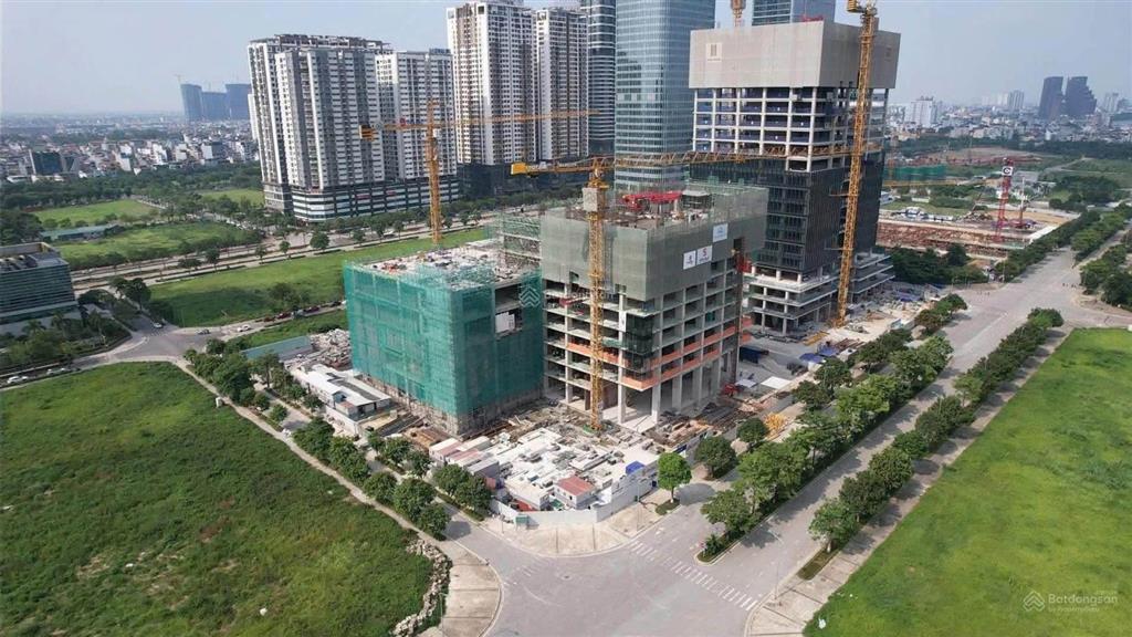 Bán căn hộ 3pn tây hồ tây full nội thất 3pn. giá chỉ 10 tỷ. htls 0% trong 2 năm.