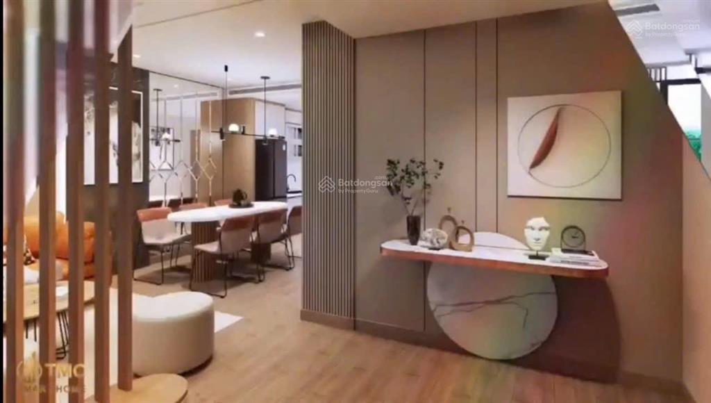 Chính chủ bán căn hộ 3pn xịn ngoại giao đoàn  tây hồ tây 9,5 tỷ. full nội thất cao cấp