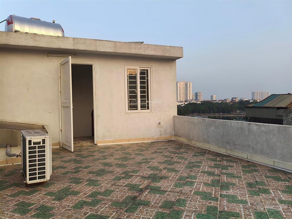 Tôi chính chủ cần bán căn nhà ngõ 99/158 định công hạ, 37/39m  6 tầng .