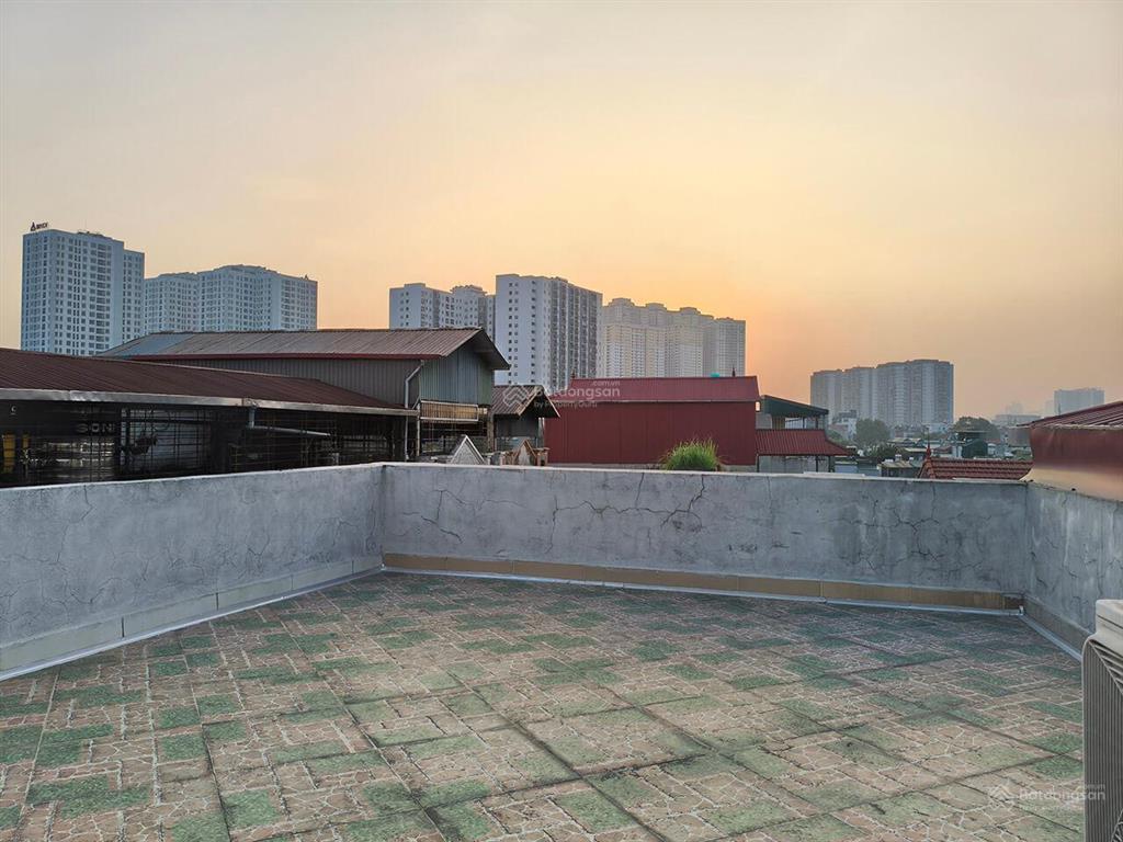 Tôi chính chủ cần bán căn nhà ngõ 99/158 định công hạ, 37/39m  6 tầng .