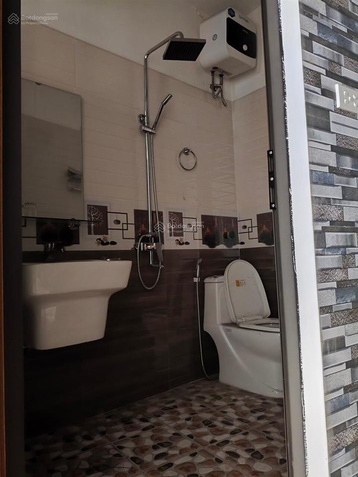 Tôi chính chủ cần bán căn nhà ngõ 99/158 định công hạ, 37/39m  6 tầng .