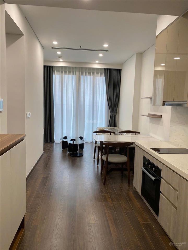 Cho thuê căn 2n đẹp nhất masteri  vinhomes smart city