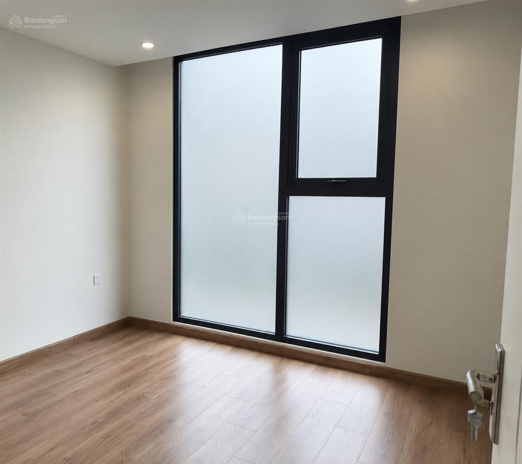 Chủ bán gấp căn hộ 3n2vs 75m2  full đồ liền tường tại vin smart city  chỉ 4.6 tỷ