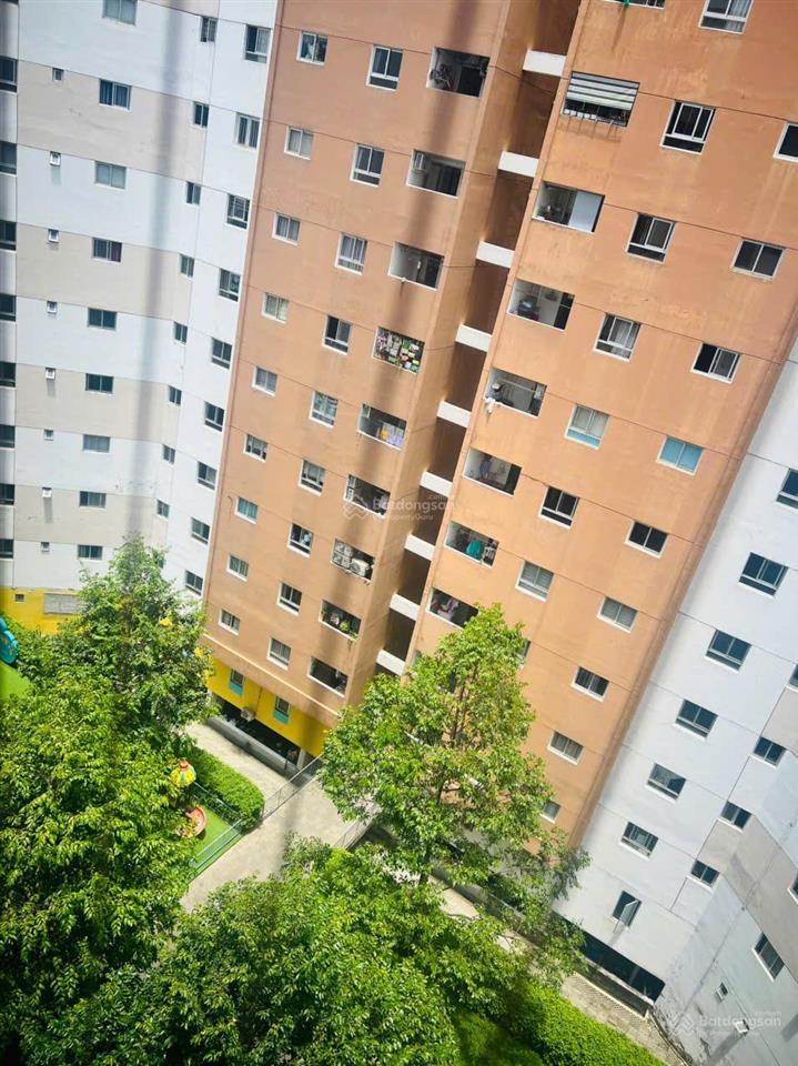 Bán căn hộ cc 3pn, 2wc, 81m2 tại celadon city, 4,5 tỷ