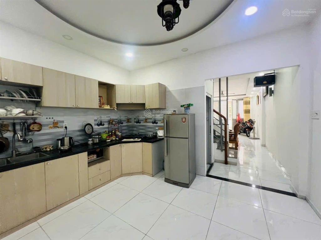 Bán nhà tân phú gần aeon mall 56m 4 tầng 4pn giá 5,99 tỷ
