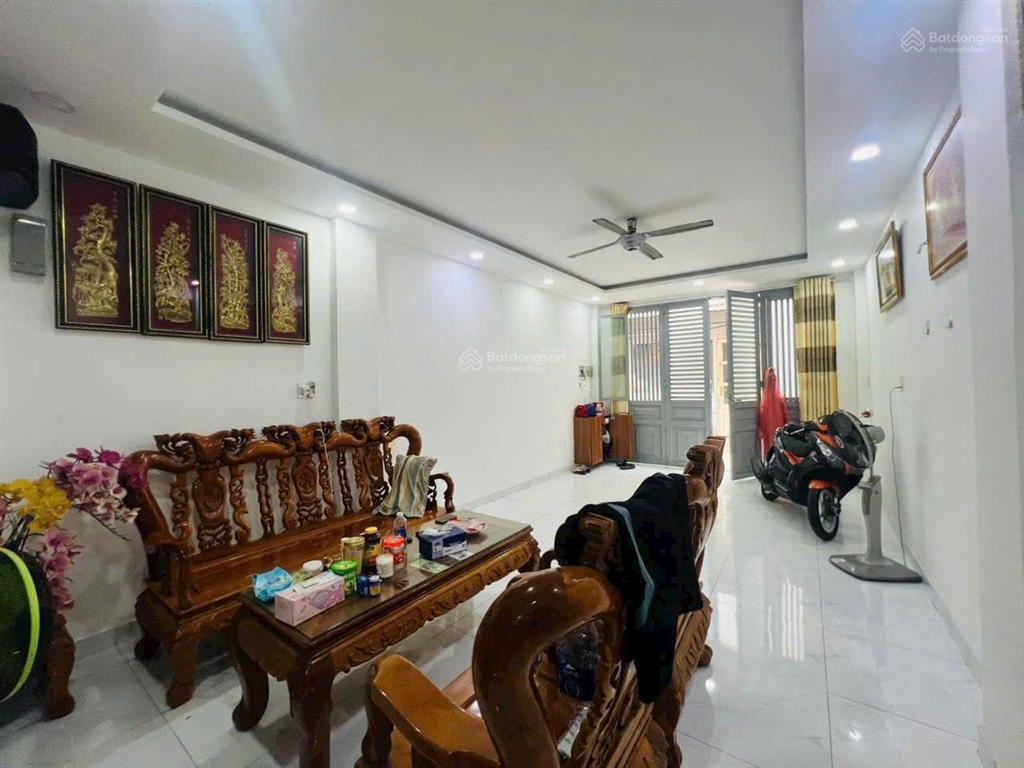 Bán nhà tân phú gần aeon mall 56m 4 tầng 4pn giá 5,99 tỷ