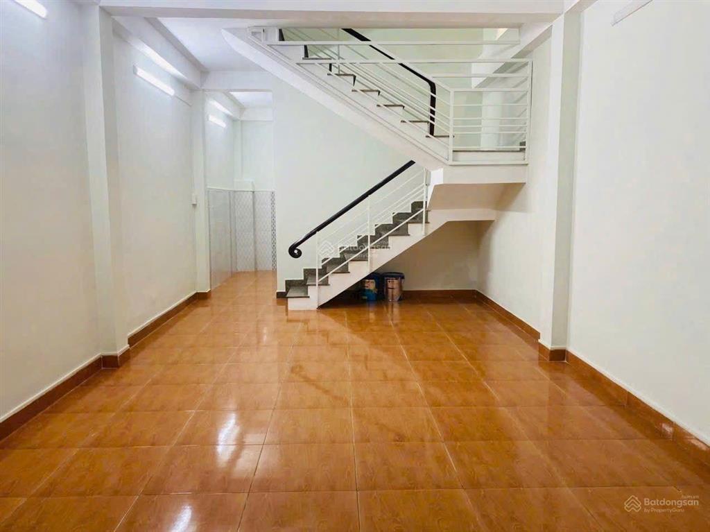 Bán nhà hẻm xe hơi tân phú 48m 2 tầng 2pn giá 5,55 tỷ