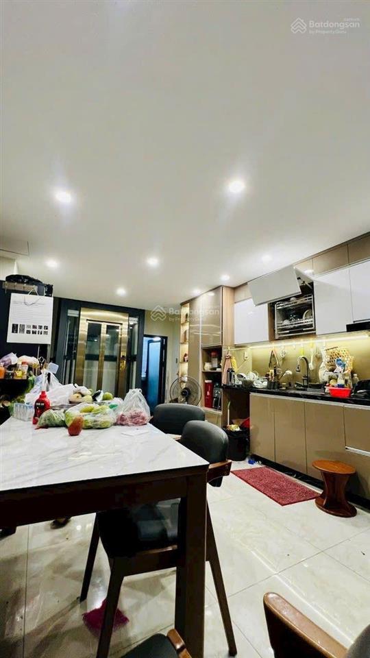 Bán gấp nhà gò dầu, tân phú giảm 1 tỷ còn 7,5 tỷ 54m 5 tầng có thang máy