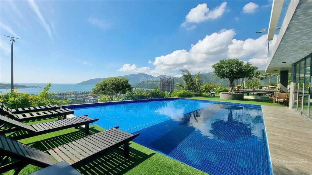 Biệt thự biển anh nguyễn view trực diện vịnh nha trang  420m²  giá 69,5 tỷ