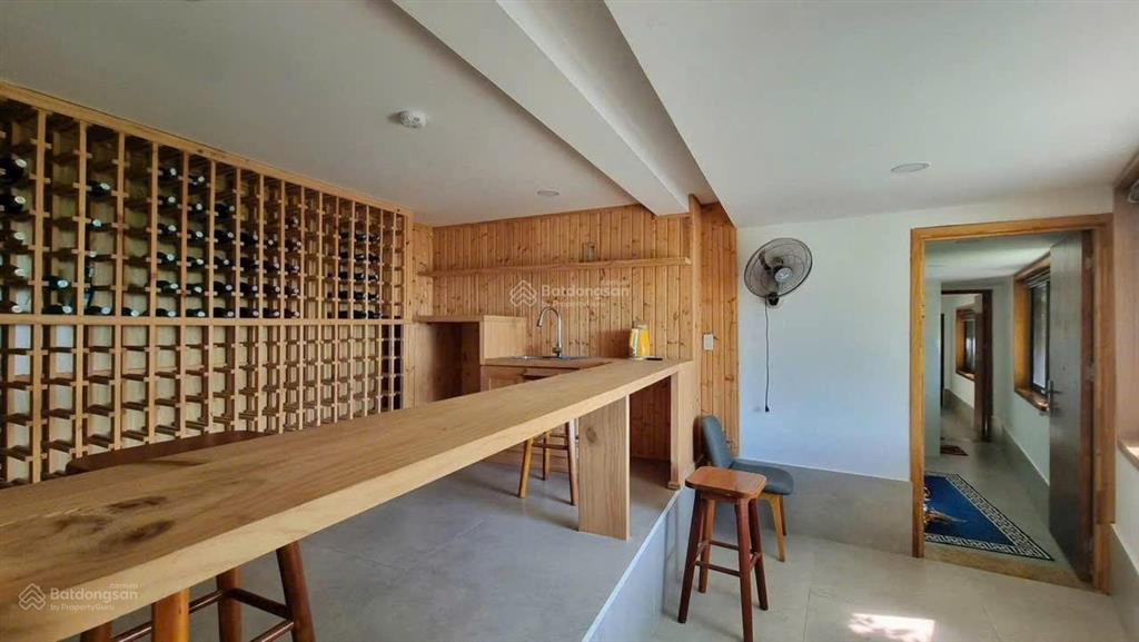 Biệt thự biển anh nguyễn view trực diện vịnh nha trang  420m²  giá 69,5 tỷ