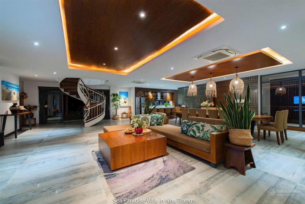 Biệt thự biển anh nguyễn view trực diện vịnh nha trang  420m²  giá 69,5 tỷ