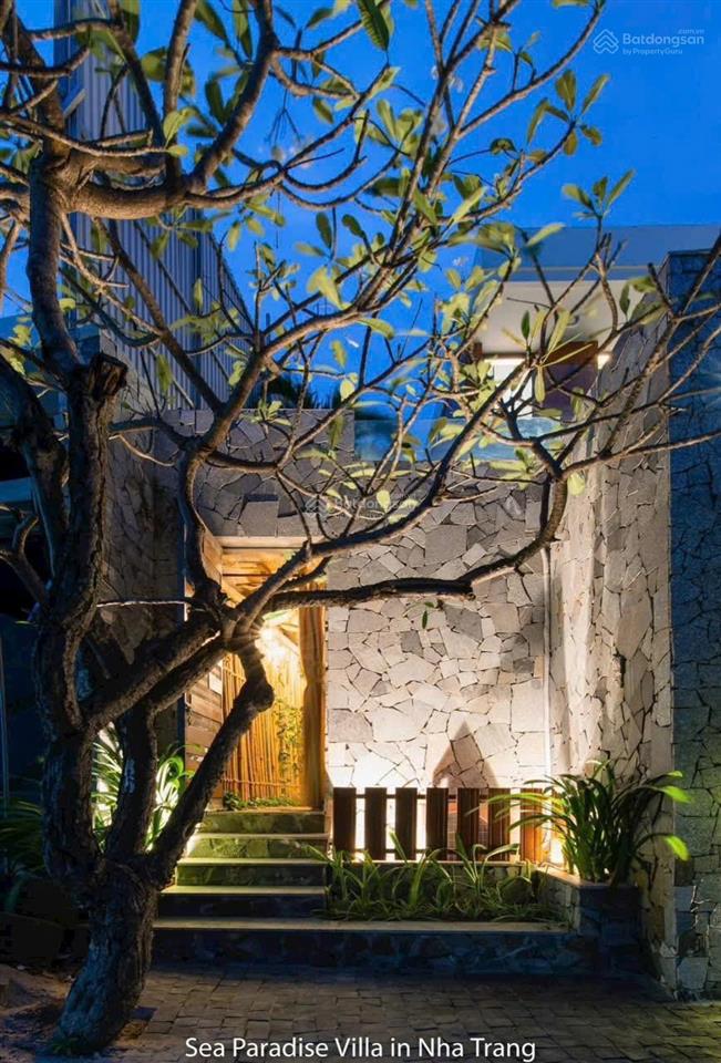 Biệt thự biển anh nguyễn view trực diện vịnh nha trang  420m²  giá 69,5 tỷ