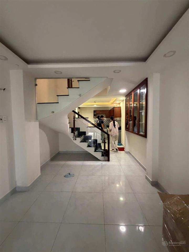 Bán nhà hẻm thông đường bạch đằng, bình thạnh, 40m², 4pn, giá 5.55 tỷ