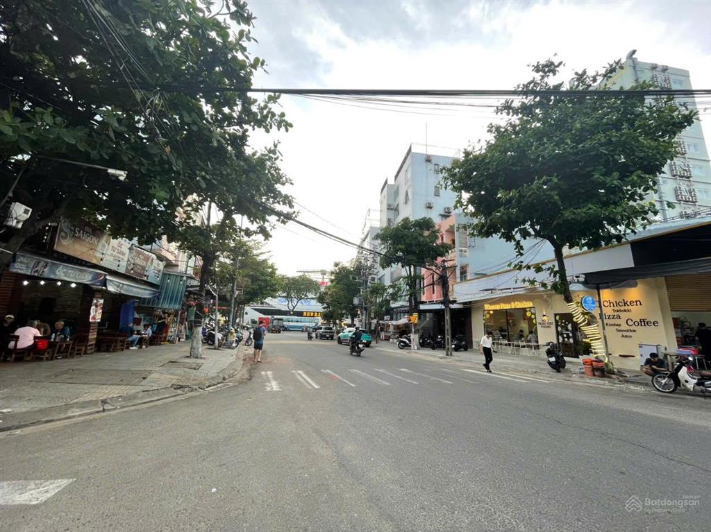 Bán căn nhà 3 tầng đẹp nhất cao bá quát  view cầu rồng  cầu tình yêu  tt phố du lịch đà nẵng