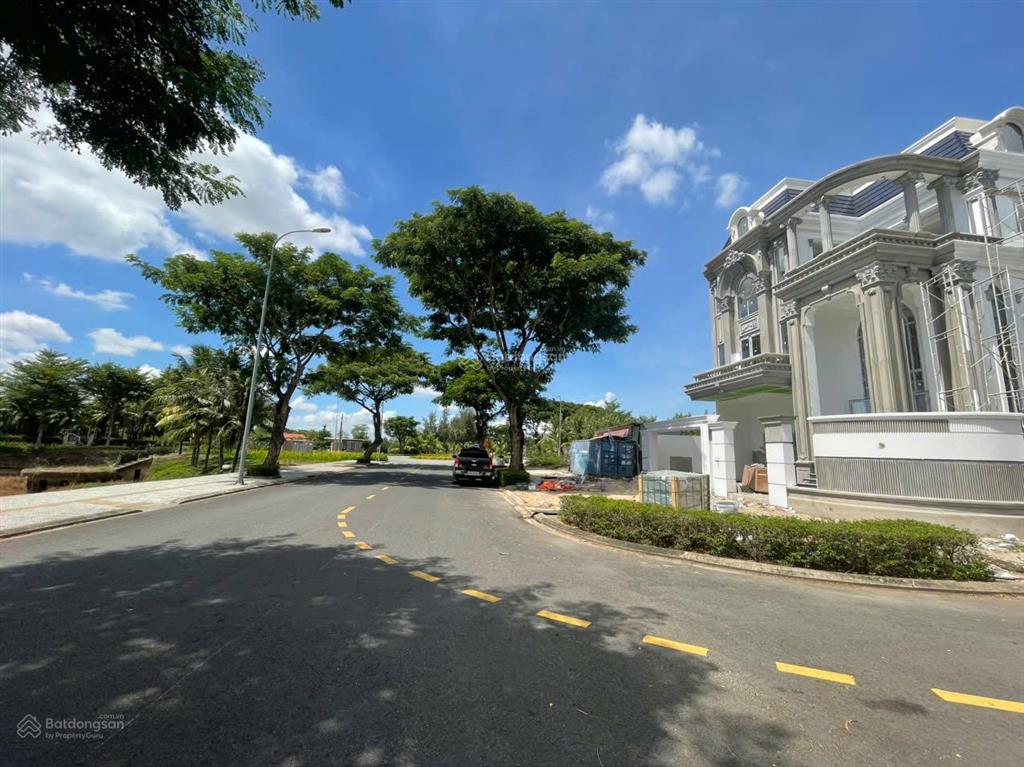 Cần chuyển nhượng lô đất 180m² sạch đẹp kđt fpt city đà nẵng