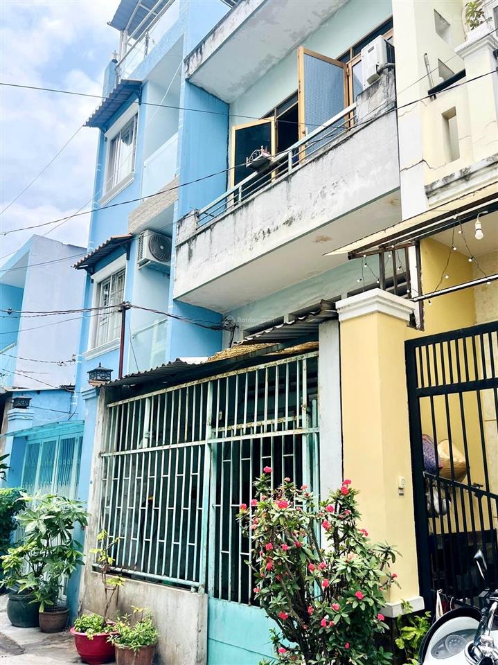 Bán nhà cư xá phú lâm ( 4mx16m) , 3tầng , hẻm 4m thông, gần công viên bình phú