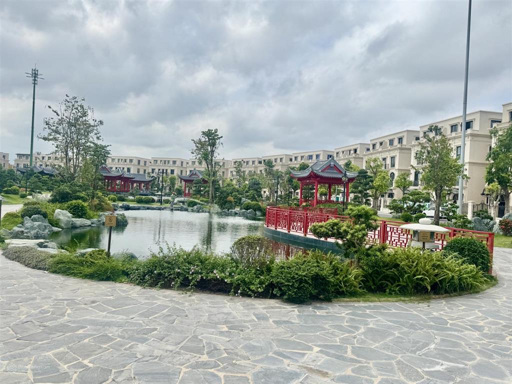 Vinhomes vũ yên mua biệt thự tặng  200 m2 sân vườn, ưu đãi đến 34%