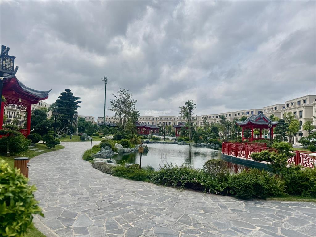 Vinhomes vũ yên mua biệt thự tặng  200 m2 sân vườn, ưu đãi đến 34%